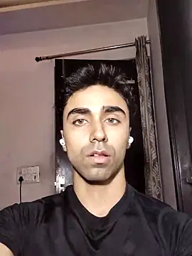 Snapshot of chrish_7 chatting on 12, 4, 2026 chrish 7 online show from 12, 4, 2026