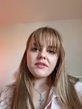 starlitceleste online show from 24, 4, 2026