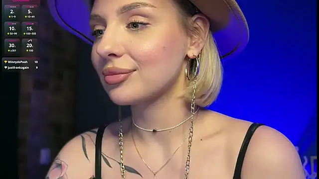 Snapshot of mari_grey chatting on 3, 5, 2026 mari grey online show from 3, 5, 2026
