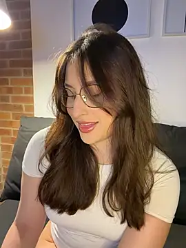 Snapshot of Sweet-daisha chatting on 8, 7, 2026 Sweet-daisha online show from 8, 7, 2026