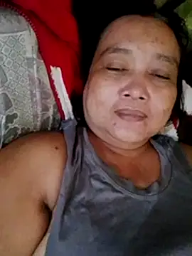 jeanyummytits online show from 2, 7, 2026
