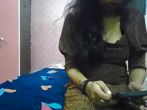 Snapshot of Malikaaa_V chatting on 4, 8, 2026 Malikaaa V online show from 4, 8, 2026