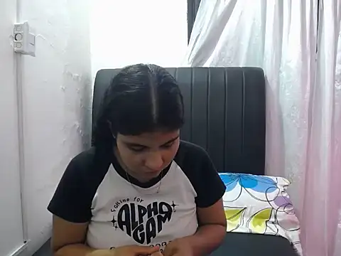 daira2006 online show from 19, 4, 2026