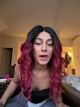 CurlyRouge online show from 19, 4, 2026