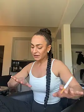 CurlyRouge online show from 24, 4, 2026