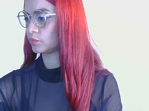 Snapshot of tinny_emiily chatting on 24, 4, 2026 tinny emiily online show from 24, 4, 2026