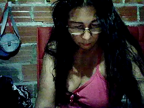 lola teem online show from 14, 4, 2026