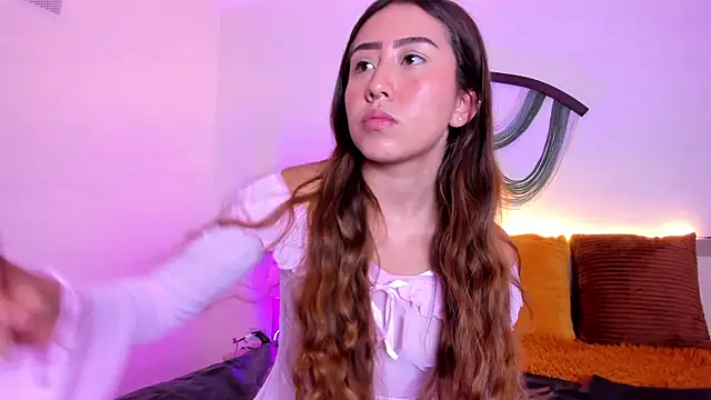 Snapshot of Molly_Sweet__ chatting on 9, 7, 2026 Molly Sweet online show from 9, 7, 2026