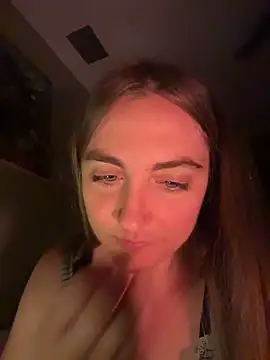 Snapshot of prettykitttty chatting on 21, 4, 2026 prettykitttty online show from 21, 4, 2026