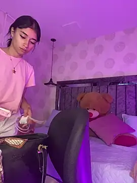 Alahia pink  online show from 17, 4, 2026