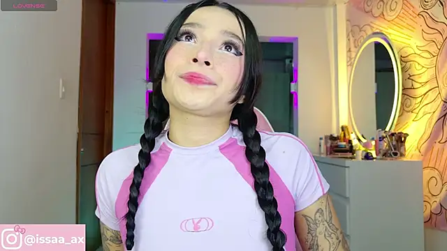 issa dolly online show from 3, 6, 2026