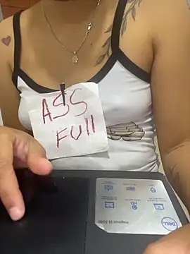 Whore Dirty Messyy online show from 1, 5, 2026
