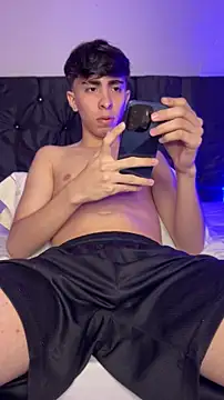 Snapshot of michaell_twinkk chatting on 8, 5, 2026 michaell twinkk online show from 8, 5, 2026