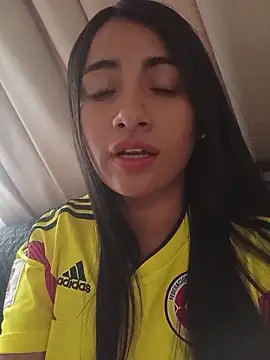 DaniellaGiraldo online show from 17, 6, 2026