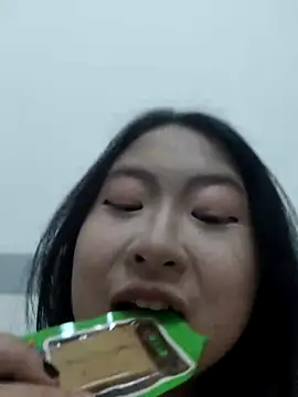 leexmm online show from 16, 4, 2026