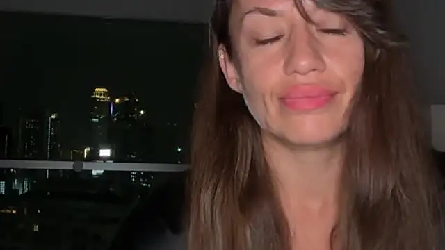 Snapshot of missRorian chatting on 12, 7, 2026 missRorian online show from 12, 7, 2026