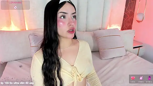 im miaadoll online show from 25, 6, 2026