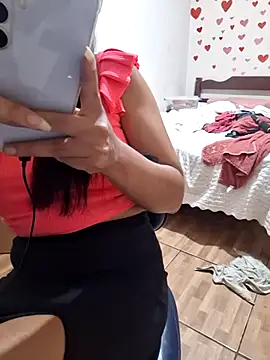 Snapshot of euahotmarii3 chatting on 20, 4, 2026 euahotmarii3 online show from 20, 4, 2026