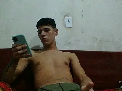 Snapshot of Kisandrel chatting on 18, 4, 2026 Kisandrel online show from 18, 4, 2026