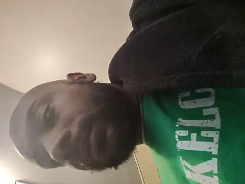 awwbabyyes77 online show from 22, 5, 2026