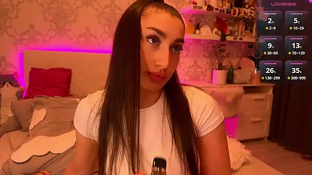 Snapshot of MyNaomi chatting on 28, 6, 2026 MyNaomi online show from 28, 6, 2026