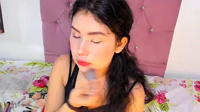 Snapshot of alice_evans12 chatting on 5, 5, 2026 alice evans12 online show from 5, 5, 2026