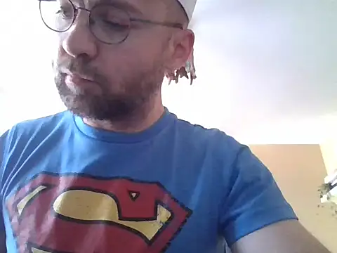 gayboyx77 online show from 26, 4, 2026