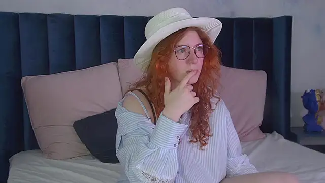 Snapshot of LauraDennis chatting on 31, 5, 2026 LauraDennis online show from 31, 5, 2026
