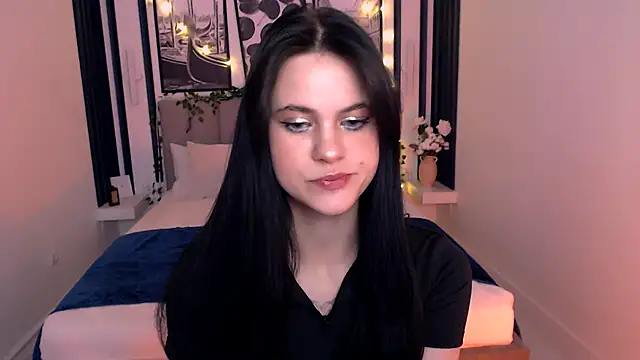  Scarlett Lee  online show from 28, 4, 2026