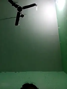 Snapshot of Cutie_parul chatting on 15, 4, 2026 Cutie parul online show from 15, 4, 2026