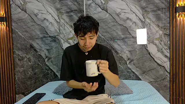 NoahWalker   online show from 24, 5, 2026