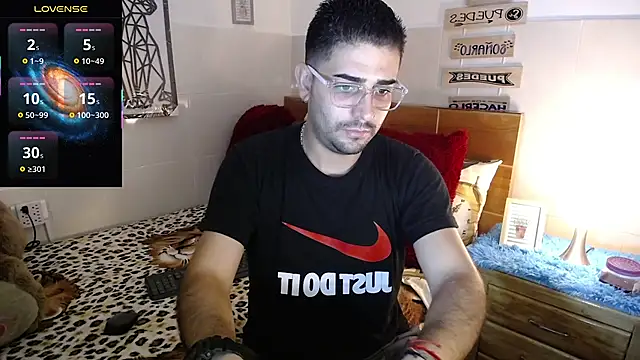 Snapshot of andders_ chatting on 10, 6, 2026 andders online show from 10, 6, 2026