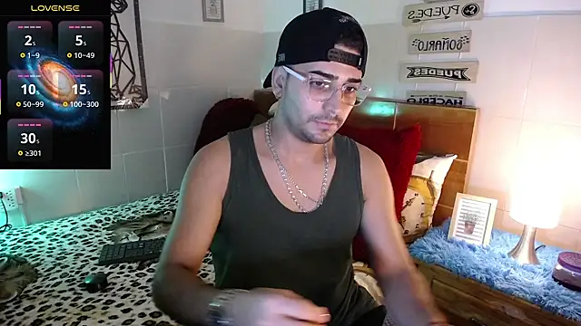 Snapshot of andders_ chatting on 13, 6, 2026 andders online show from 13, 6, 2026