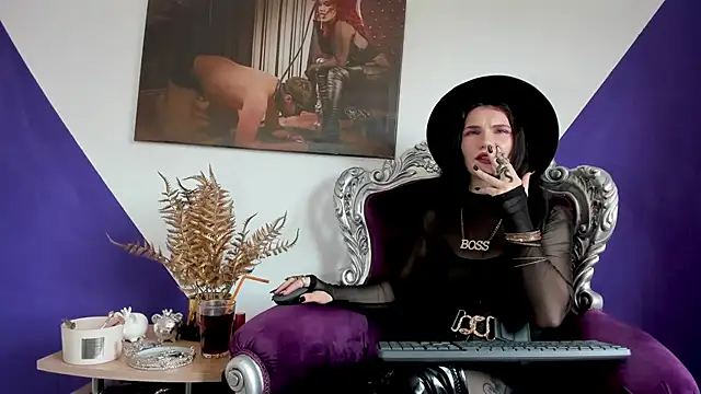 Snapshot of MistressKasandra chatting on 11, 5, 2026 MistressKasandra online show from 11, 5, 2026