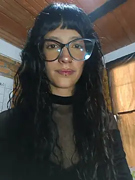 Friends with benefitsss online show from 17, 5, 2026