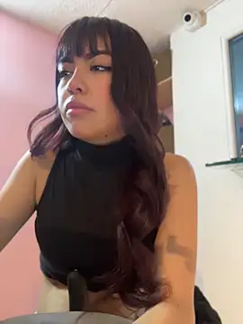 Snapshot of kira_ec chatting on 15, 5, 2026 kira ec online show from 15, 5, 2026