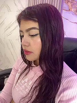 Snapshot of kira_ec chatting on 29, 5, 2026 kira ec online show from 29, 5, 2026