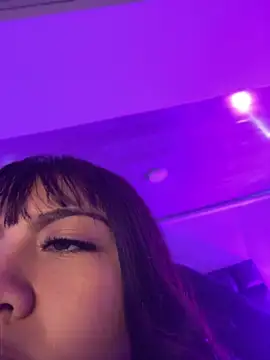 kira ec online show from 10, 6, 2026