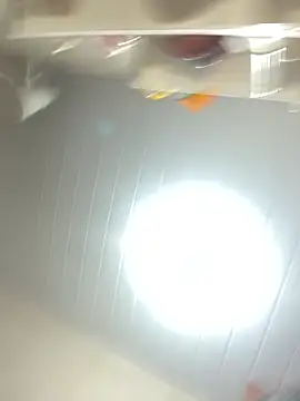 Snapshot of jheeh chatting on 16, 4, 2026 jheeh online show from 16, 4, 2026