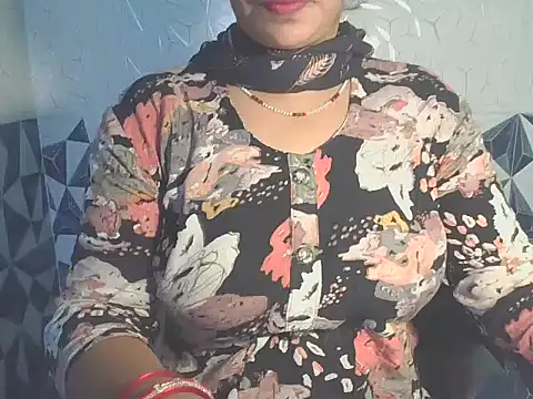 Hotty Bhabhi1 online show from 7, 5, 2026