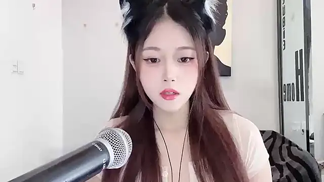 Snapshot of KiKi-011 chatting on 30, 5, 2026 KiKi-011 online show from 30, 5, 2026