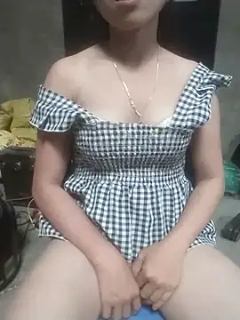 Snapshot of Zara-Lina chatting on 22, 4, 2026 Zara-Lina online show from 22, 4, 2026