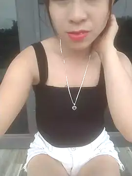 Snapshot of Zara-Lina chatting on 29, 4, 2026 Zara-Lina online show from 29, 4, 2026