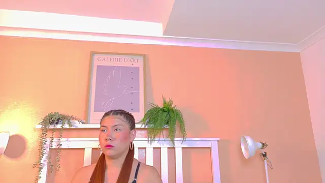 Snapshot of SofiaDiamond_ chatting on 27, 4, 2026 SofiaDiamond online show from 27, 4, 2026