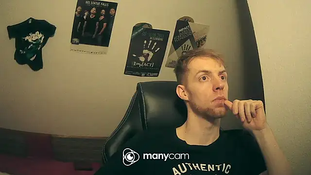 Snapshot of Milkyman7 chatting on 18, 12, 2024 Milkyman7 online show from 18, 12, 2024