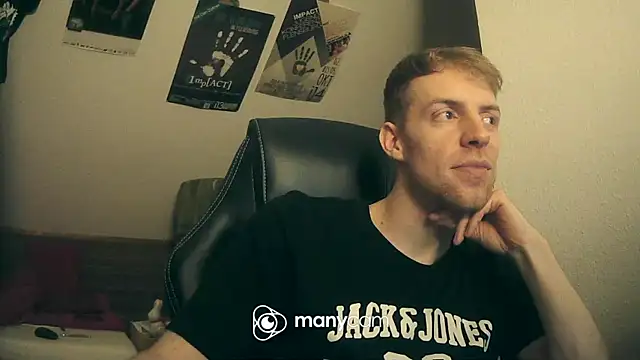 Snapshot of Milkyman7 chatting on 27, 12, 2024 Milkyman7 online show from 27, 12, 2024