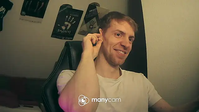 Snapshot of Milkyman7 chatting on 4, 1, 2025 Milkyman7 online show from 4, 1, 2025