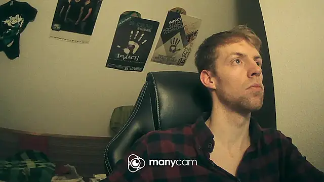 Snapshot of Milkyman7 chatting on 1, 2, 2025 Milkyman7 online show from 1, 2, 2025