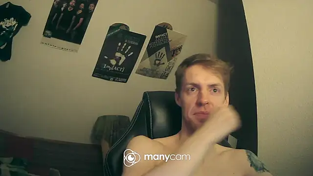 Snapshot of Milkyman7 chatting on 5, 2, 2025 Milkyman7 online show from 5, 2, 2025