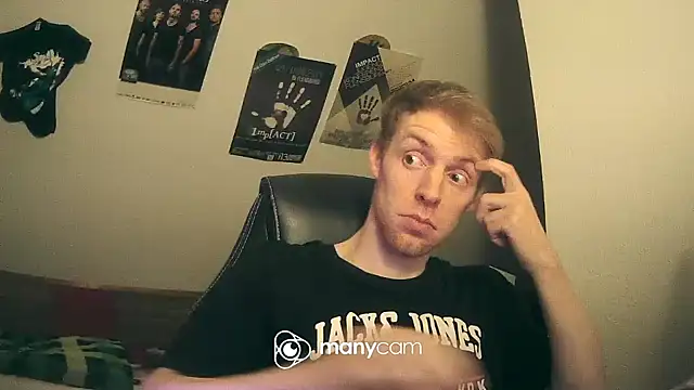 Snapshot of Milkyman7 chatting on 8, 2, 2025 Milkyman7 online show from 8, 2, 2025